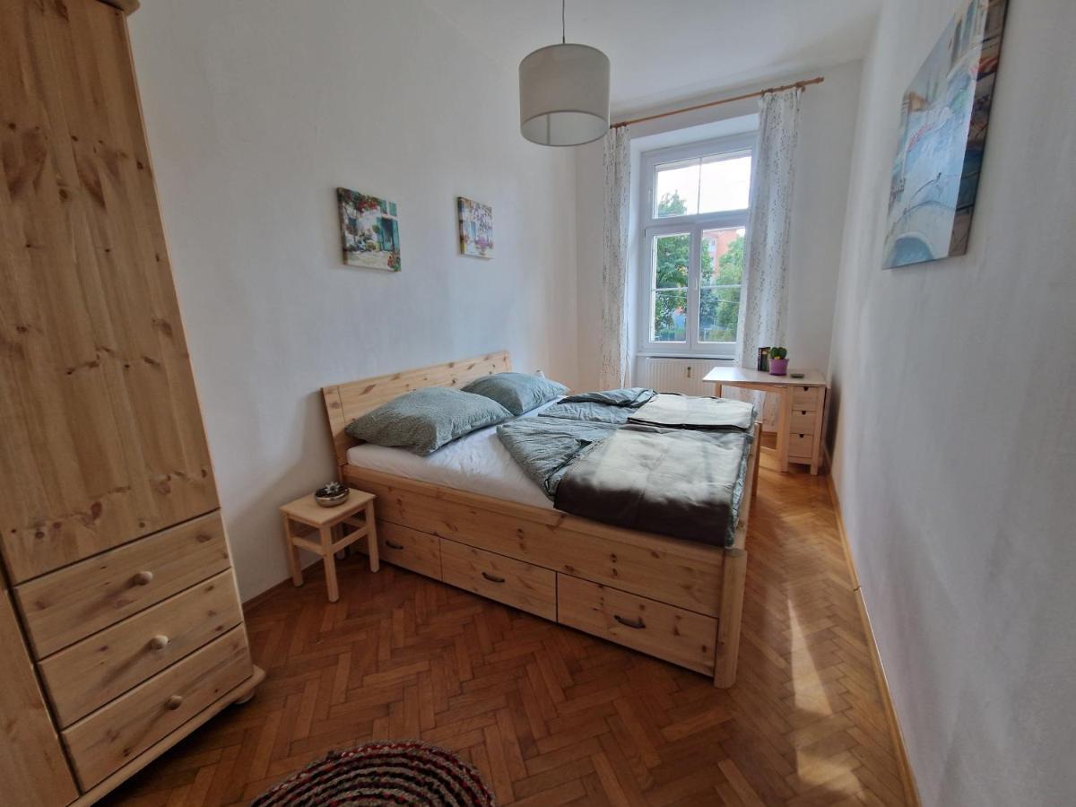 Entzueckendes Apartment Im Zentrum Graz Eksteriør billede
